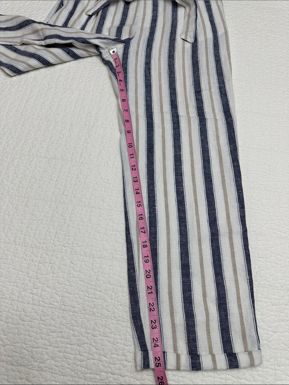 Love Tree Medium Linen Blend Stripe Cropped 25” Pants Tie Waist White Blue - Picture 2 of 4